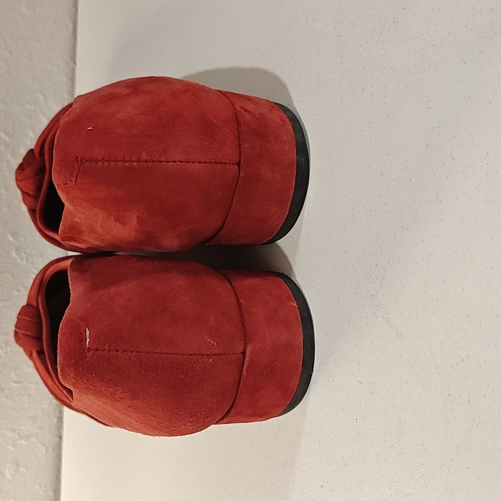 Easy Spirit Red Suede Shoes - Picture 3 of 8